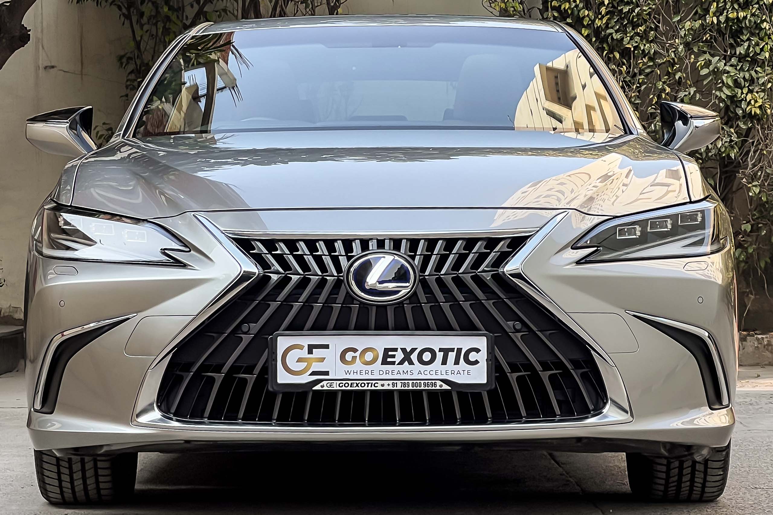 2022 LEXUS ES300 HYBRID LUXURY